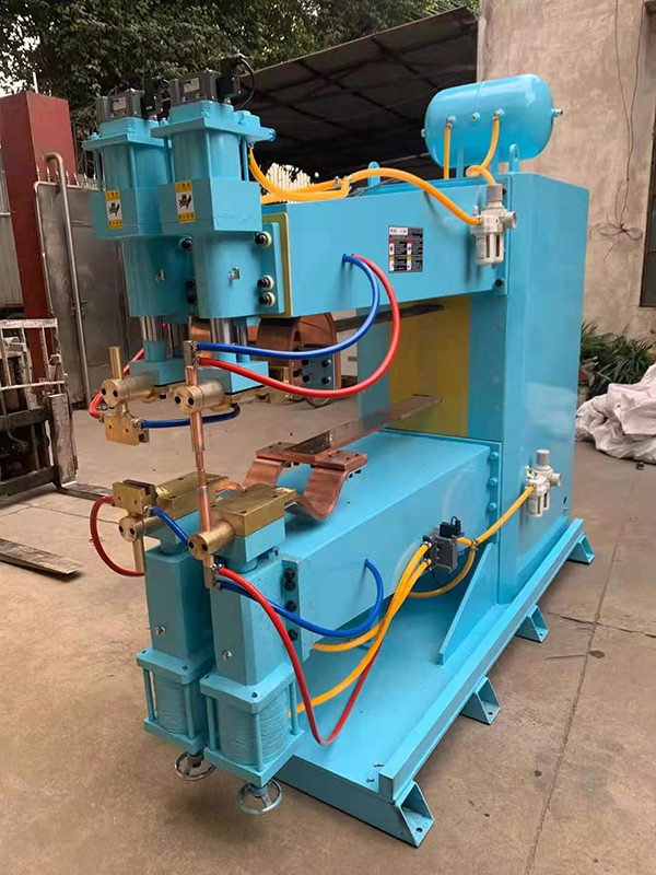 排焊機